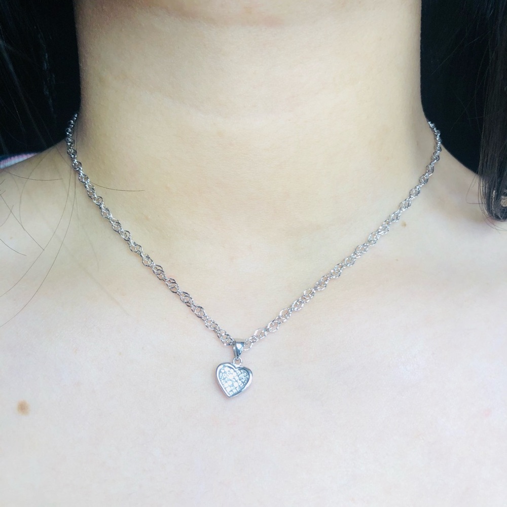 Heart whitegold necklace
